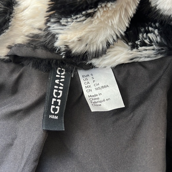 NEW H&M Teddy Faux Fur Houndstooth Star Bomber Jacket Black White Size S Hoodie - Picture 4 of 6